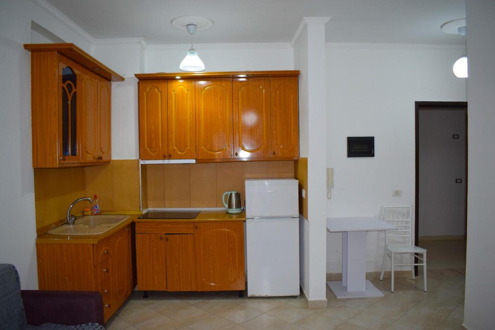 Beachfront 3 By Office Apartment